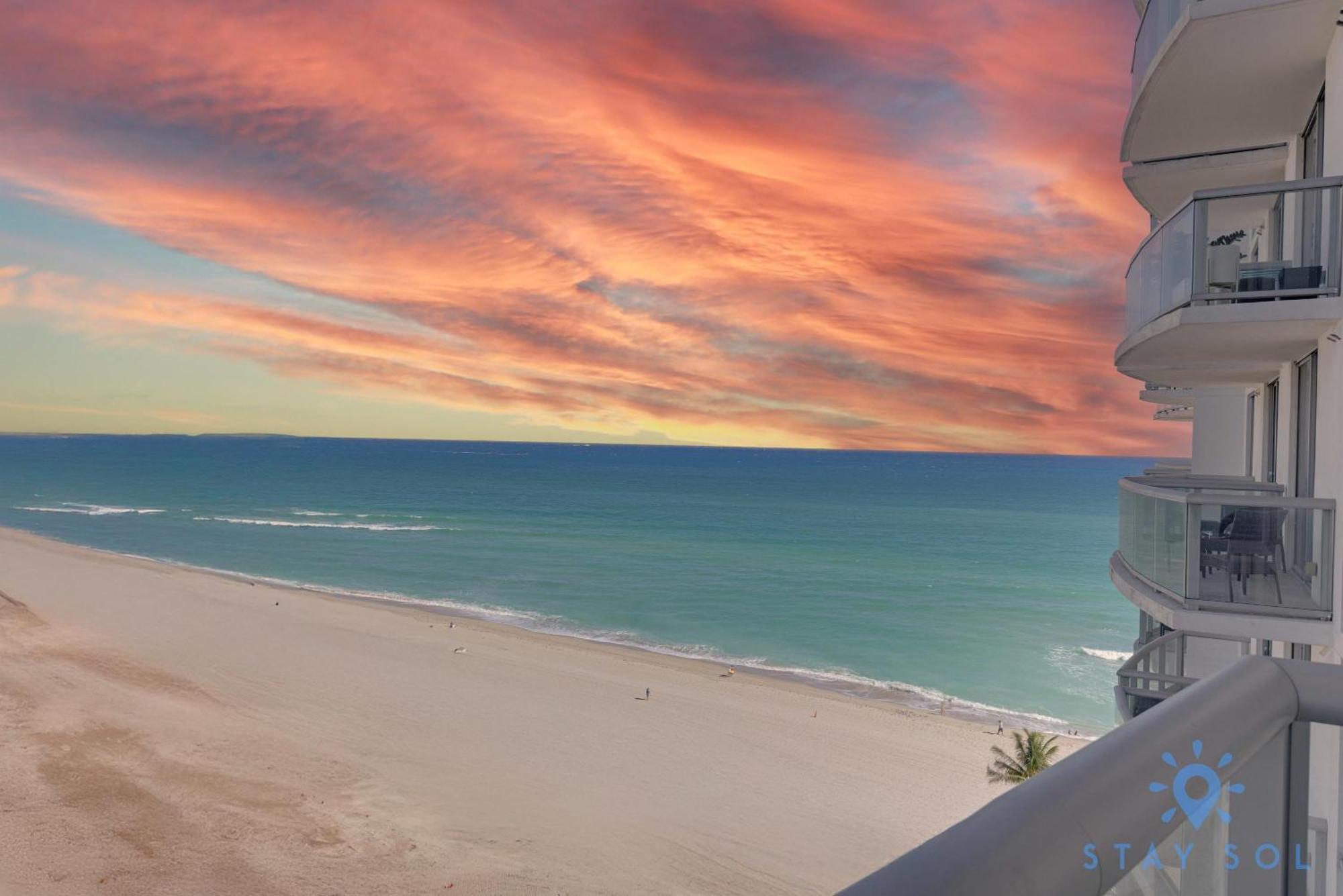 Beachfront Resort - Pool - Ocean View Balcony- Gym Miami Beach Buitenkant foto