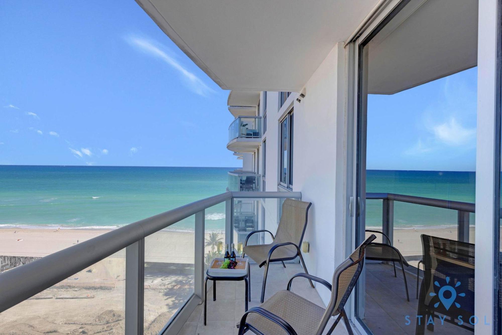Beachfront Resort - Pool - Ocean View Balcony- Gym Miami Beach Buitenkant foto