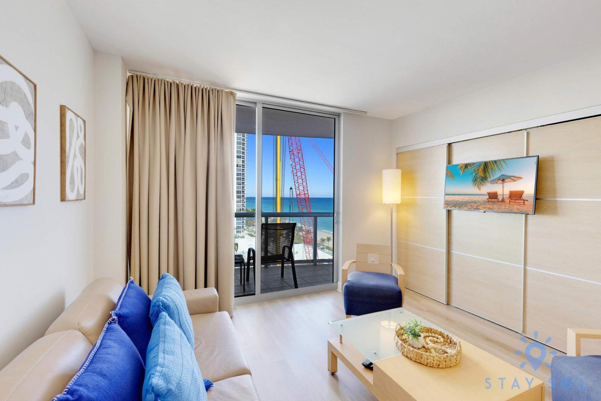 Beachfront Resort - Pool - Ocean View Balcony- Gym Miami Beach Buitenkant foto